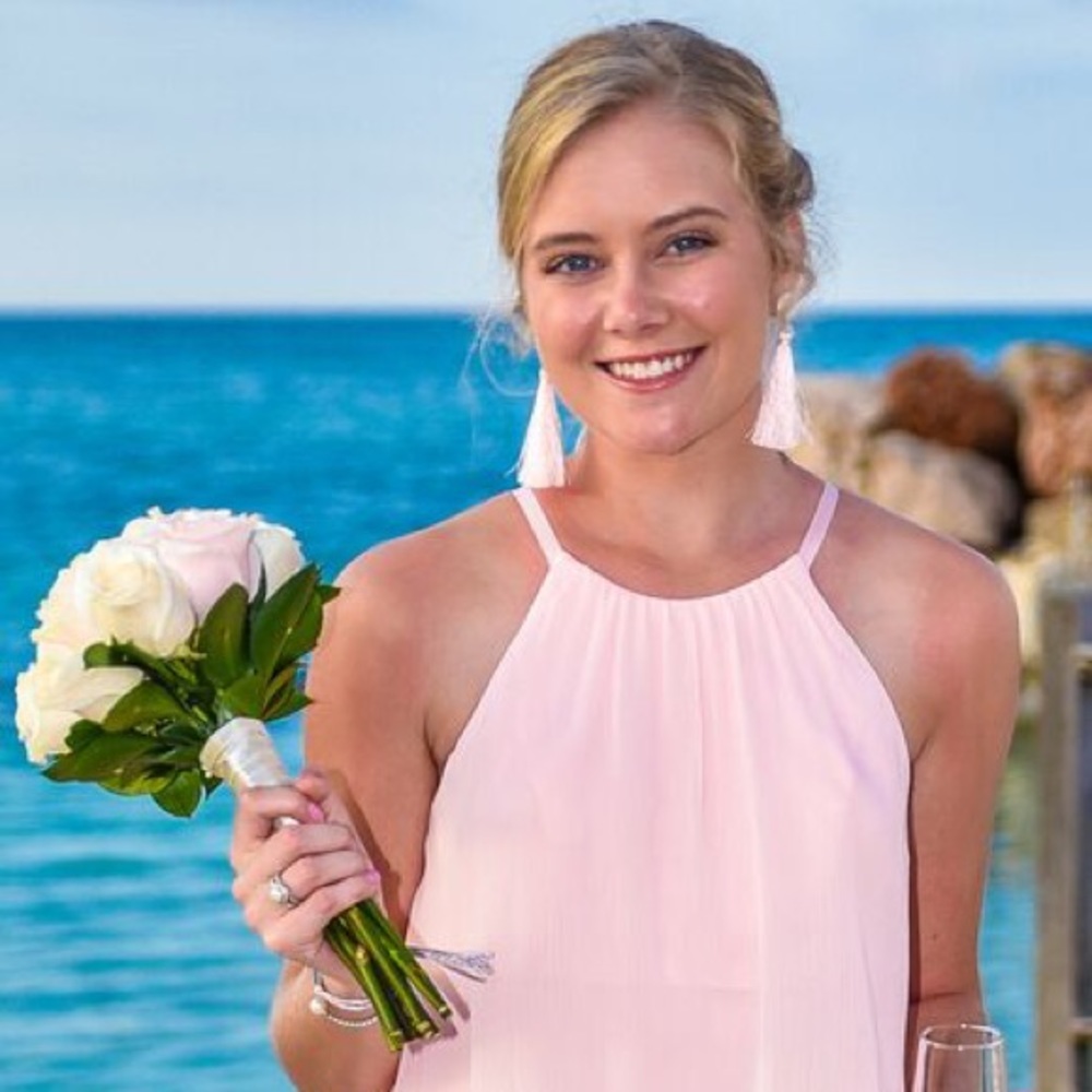 Meet your Posher, Caroline